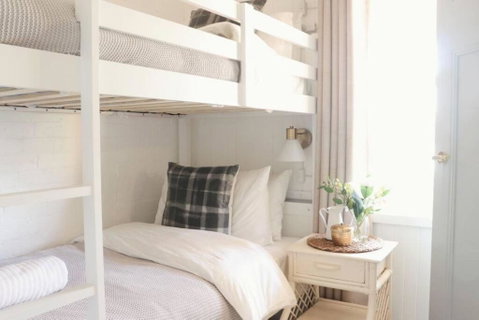 Rustic Chic 200 Metres From CBD - Accommodation VIC 1