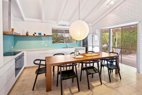 Salt Life - Accommodation VIC 3
