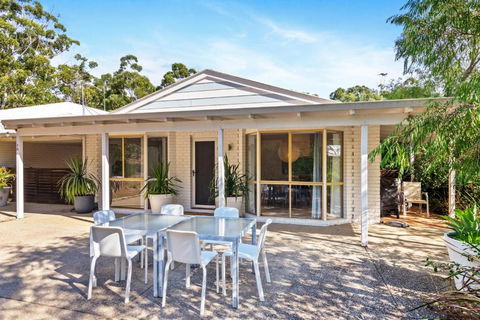 Salt Life - Accommodation VIC 2