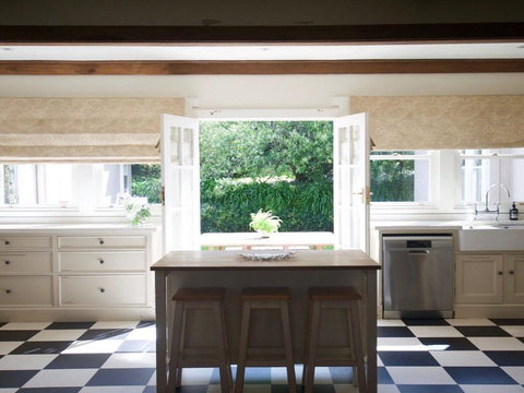 Robin Hill Manor - Accommodation VIC 3