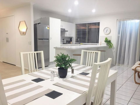 Robin Joy - Accommodation VIC 0