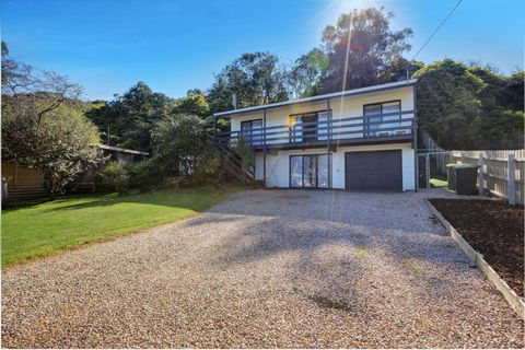Robin Wood - Accommodation VIC 3