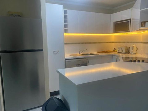 ROOFTOP APARTMENT AT MARINA TERRACES - Accommodation VIC 2