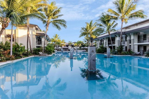 Rooftop Tranquility At Stunning Temple Resort - Accommodation VIC 3