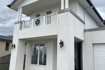 Room Stay- 25 Min To Melbourne Airport And Next To Hume Freeway with Accommodation VIC