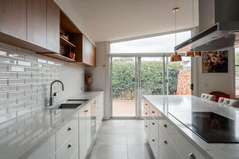 Rose Villa Heritage Home With Parking & WiFi - Accommodation VIC 2