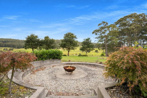 Roxy - A Secluded Luxury Estate Near Berry, Where Serenity Meets Family Comfort - Accommodation VIC 3