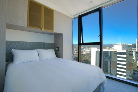 Rundle Retreat - 2BR Apartment With Stunning Views - Accommodation VIC 1