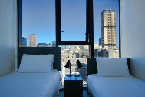 Rundle Retreat - 2BR Apartment With Stunning Views - Accommodation VIC 2