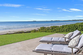 Saltwater Retreat with Accommodation VIC