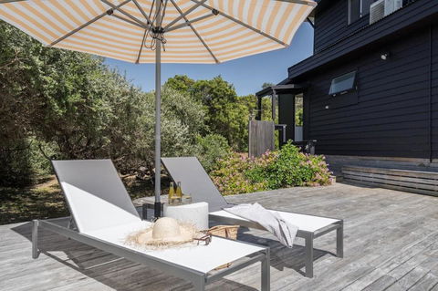 Salty Breeze - Accommodation VIC 3