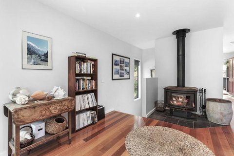 Sanctuary House - Accommodation VIC 0