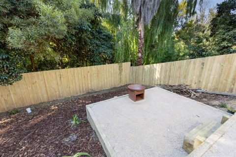 Sanctuary - Accommodation VIC 3