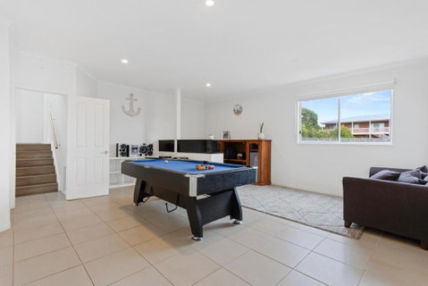 Sanctuary Lodge By Ready Set Stay - BYO LINEN & TOWELS - Accommodation VIC 1