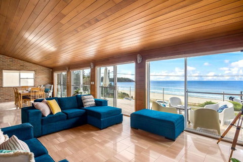 Sand Castles - Accommodation VIC 3