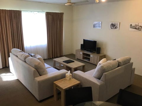 Sandcastles Holiday Apartments - Accommodation VIC 2