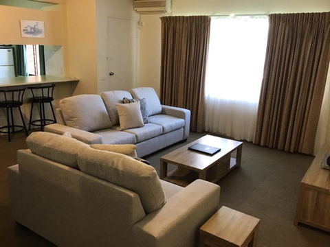 Sandcastles Holiday Apartments - Accommodation VIC 1