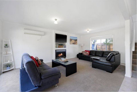 Sandy Beach House Cowes - Accommodation VIC 2