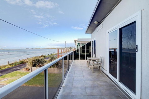Sandy Cove - Accommodation VIC 3