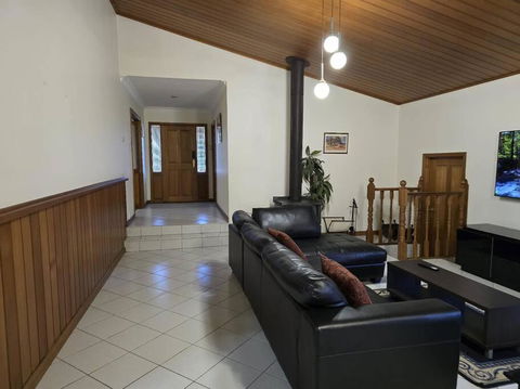 Serene Escape In Altona Meadows - Accommodation VIC 0