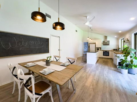 Shailer Park Serenity - Accommodation VIC 1