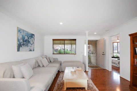 Spacious Seabrook Hideaway Near The Bay - Accommodation VIC 0