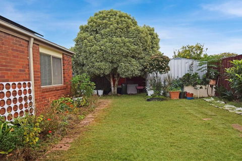 Spacious Seabrook Hideaway Near The Bay - Accommodation VIC 1