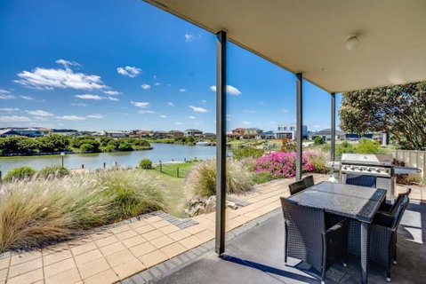 T2 12 Wentworth Pde Hindmarsh Island - No Linen Included - Accommodation VIC 1