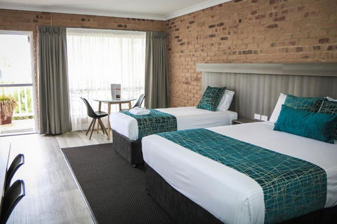 The Club Motor Inn Chinchilla - Accommodation VIC 0