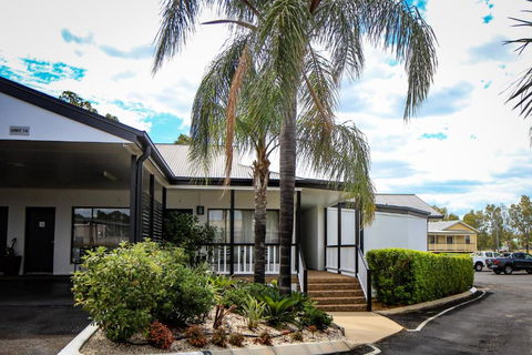 The Club Motor Inn Chinchilla - Accommodation VIC 2