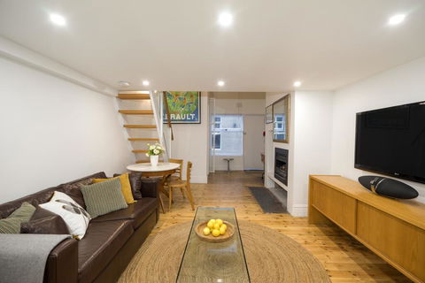 Beachside Luxury Loft Apartment - Accommodation VIC 1