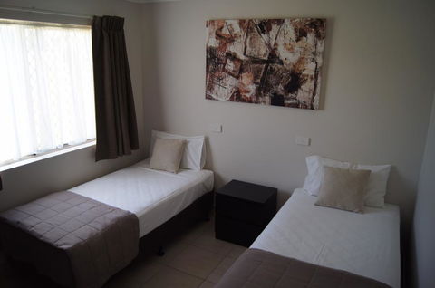 Beachside Motor Inn - Accommodation VIC 3