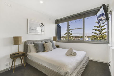 Bellevue On The Lakes - Accommodation VIC 3