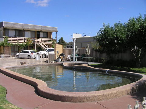 Belltower Motor Inn - Accommodation VIC 3