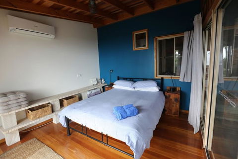Benji's By The Sea - Accommodation VIC 2