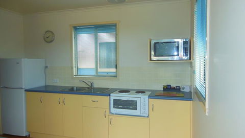 BIG4 Waters Edge Holiday Park - Accommodation VIC 3