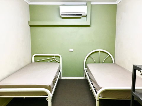 Bigfoot Backpackers - Accommodation VIC 2