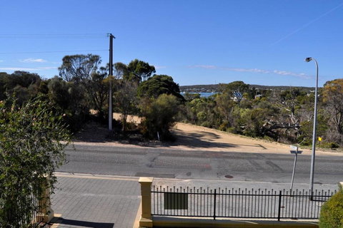 Black Duck - Accommodation VIC 3