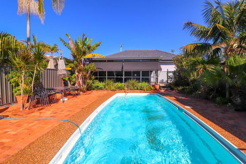 Blacksmiths Sea Breeze - Accommodation VIC 3