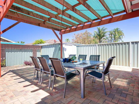 Blue Bay, 83a Rocky Point Road - Foxtel & Air Conditioning Downstairs - Accommodation VIC 2