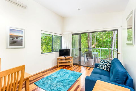 Bluewater 1 - Rainbow Shores, Amazing Location, Easy Walk To Beach, Pool, Aircon, Outdoor Spa - Accommodation VIC 1