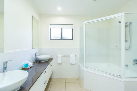 Bluewater 1 Rainbow Shores - Accommodation VIC 3