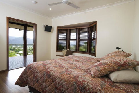 The Summit Bed & Breakfast - Accommodation VIC 2