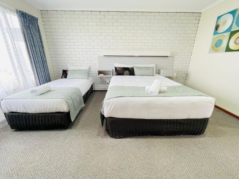 Warragul Views Motor Inn - Accommodation VIC 2