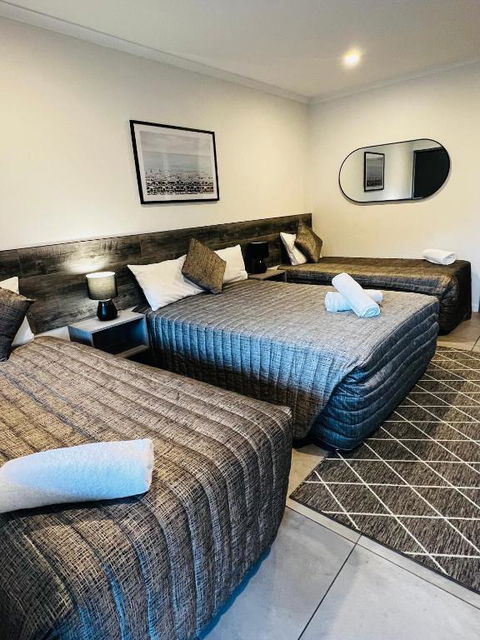 Y Motels Gympie - Accommodation VIC 3
