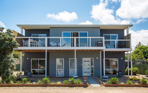 Xanadu - Aldinga Beach - C21 SouthCoast Holidays - Accommodation VIC 0