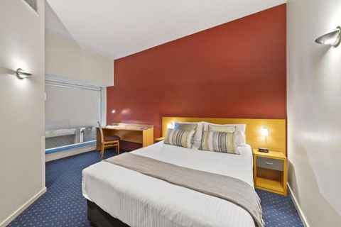 YEHS Hotel Melbourne CBD - Accommodation VIC 3