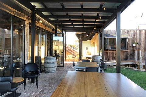 Beer, Wine And Gin (The Ultimate Tastings.) - Accommodation VIC 4
