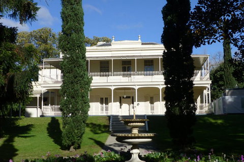 Melbourne City Tour: Lifestyle Of The Rich And Famous - Accommodation VIC 0