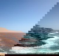 Kalbarri Pink Lake and Abrolhos Islands Nature Tour - Accommodation VIC